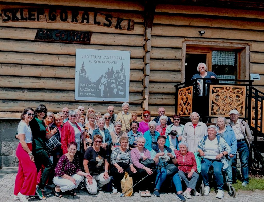 Edukacyjny wyjazd do Centrum Pasterskiego w Koniakowie – ekologiczne dziedzictwo w praktyce